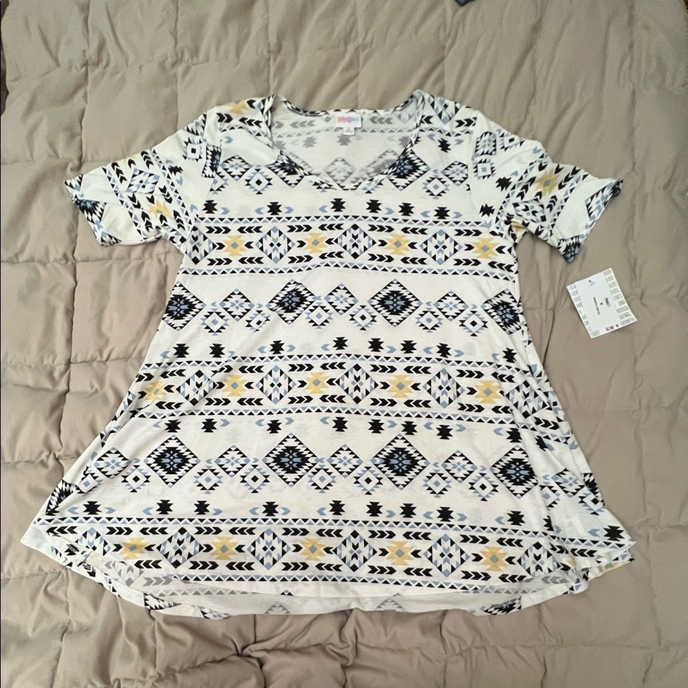 LulaRoe Perfect T